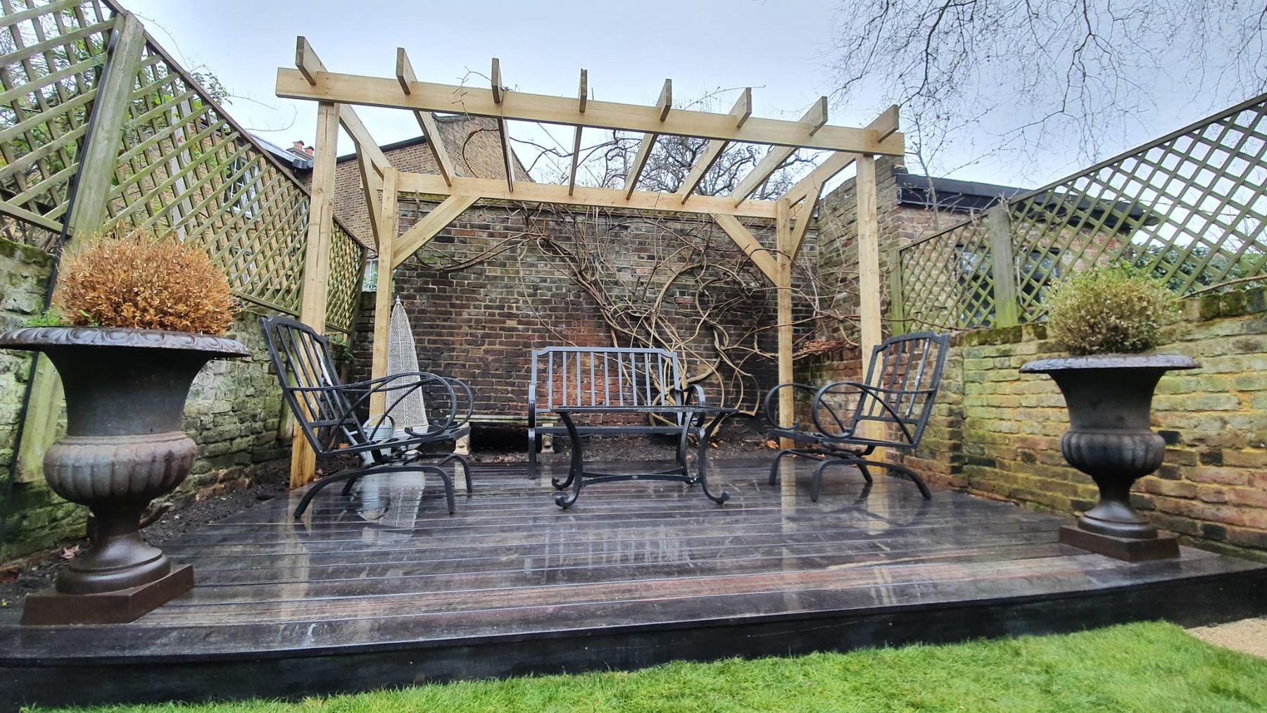 Completed Deck and Pergola Garden Build in Canonbury Garden North London